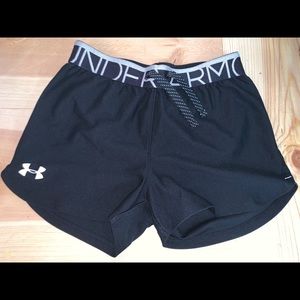 ✰Under Armor shorts✰